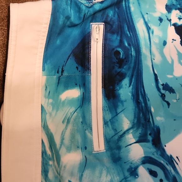 American Eagle Outfitfiters Swim Trunks - Picture 3 of 6